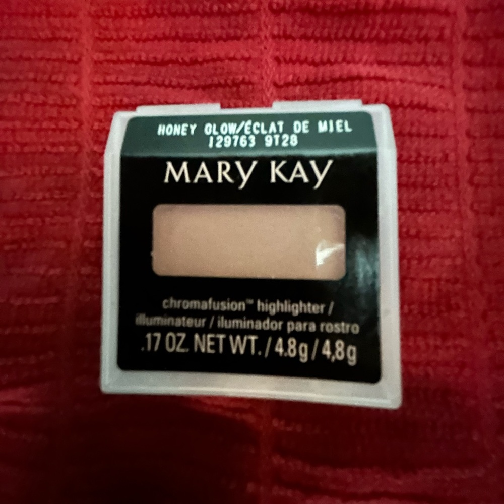 Mary Kay Chromafusion Highlighter in Honey Glow
